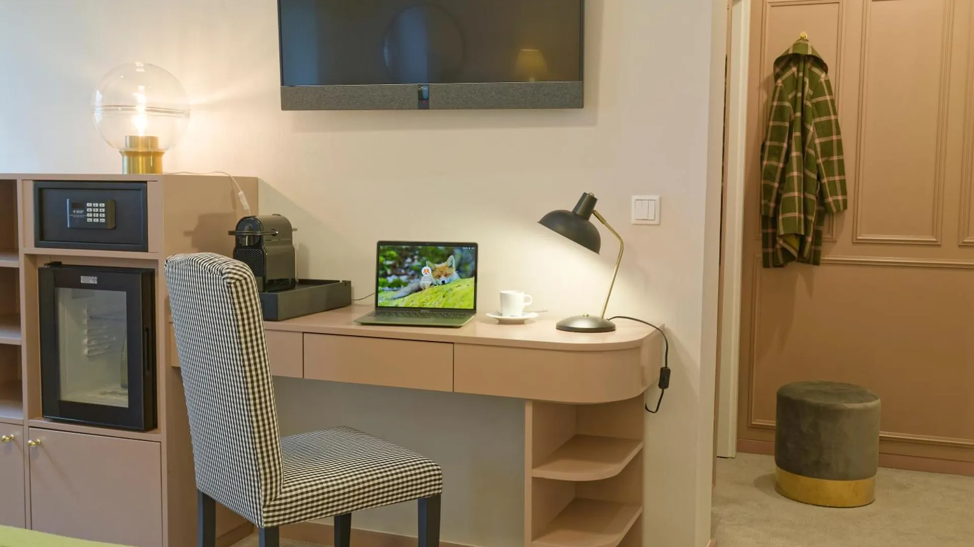**** Hotel Hanseat-Hotel Dusseldorf Germany