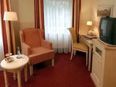 Hanseat-Hotel Dusseldorf 4*,